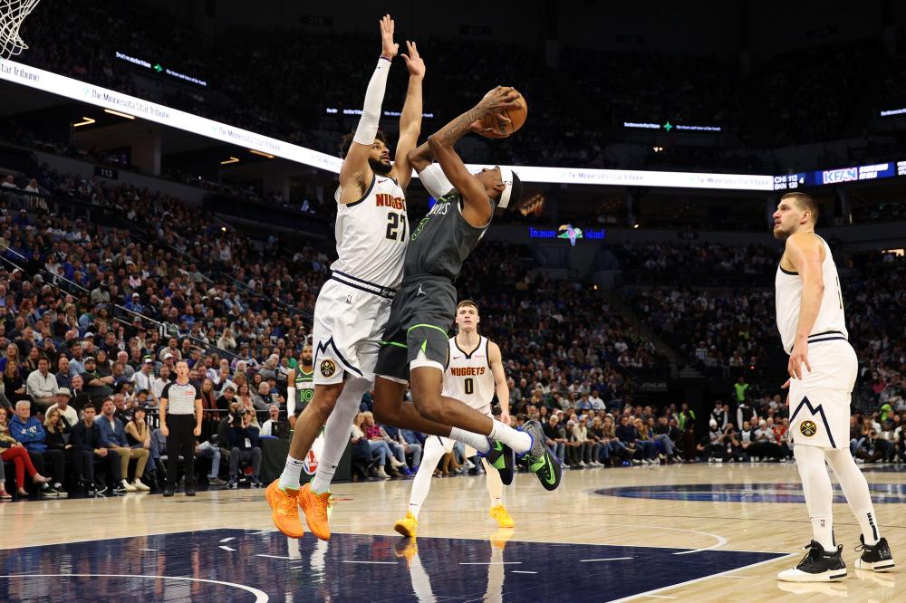 右脚跟腱拉 右脚跟腱拉